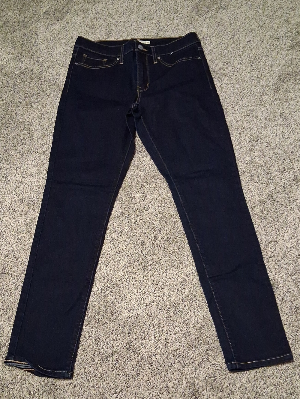 Levi's Women's Dark Indigo Skinny Jeans